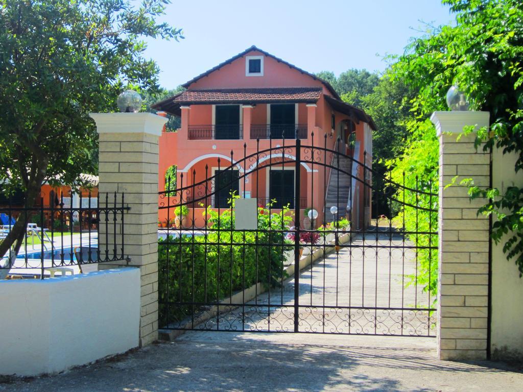 Varvara Studios & Apartments II Peroulades  Luaran gambar