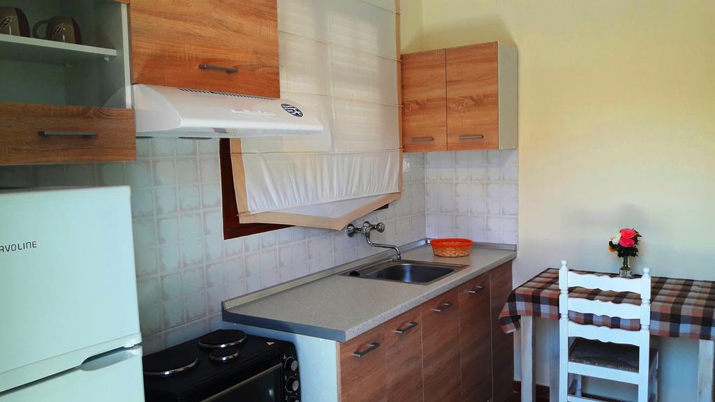 Varvara Studios & Apartments II Peroulades  Luaran gambar
