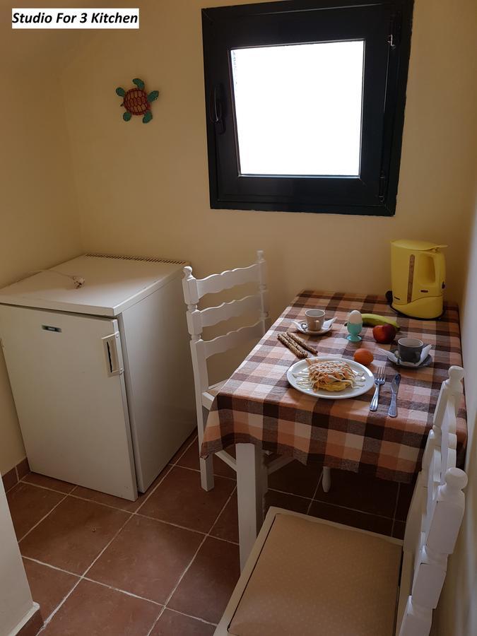 Varvara Studios & Apartments II Peroulades  Luaran gambar