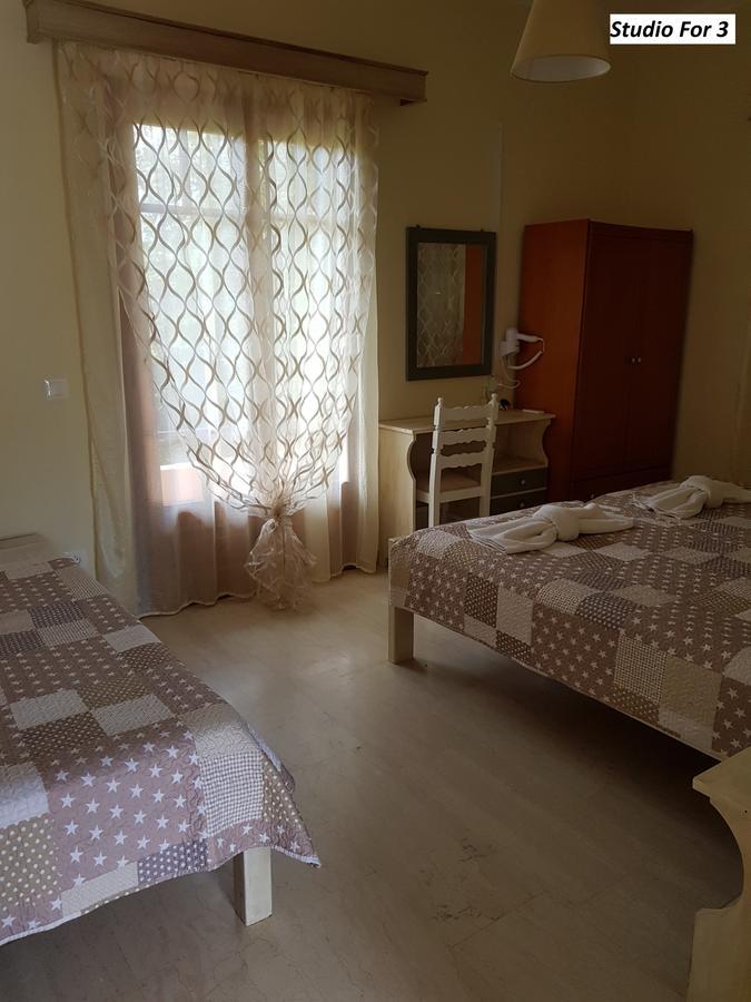 Varvara Studios & Apartments II Peroulades  Luaran gambar